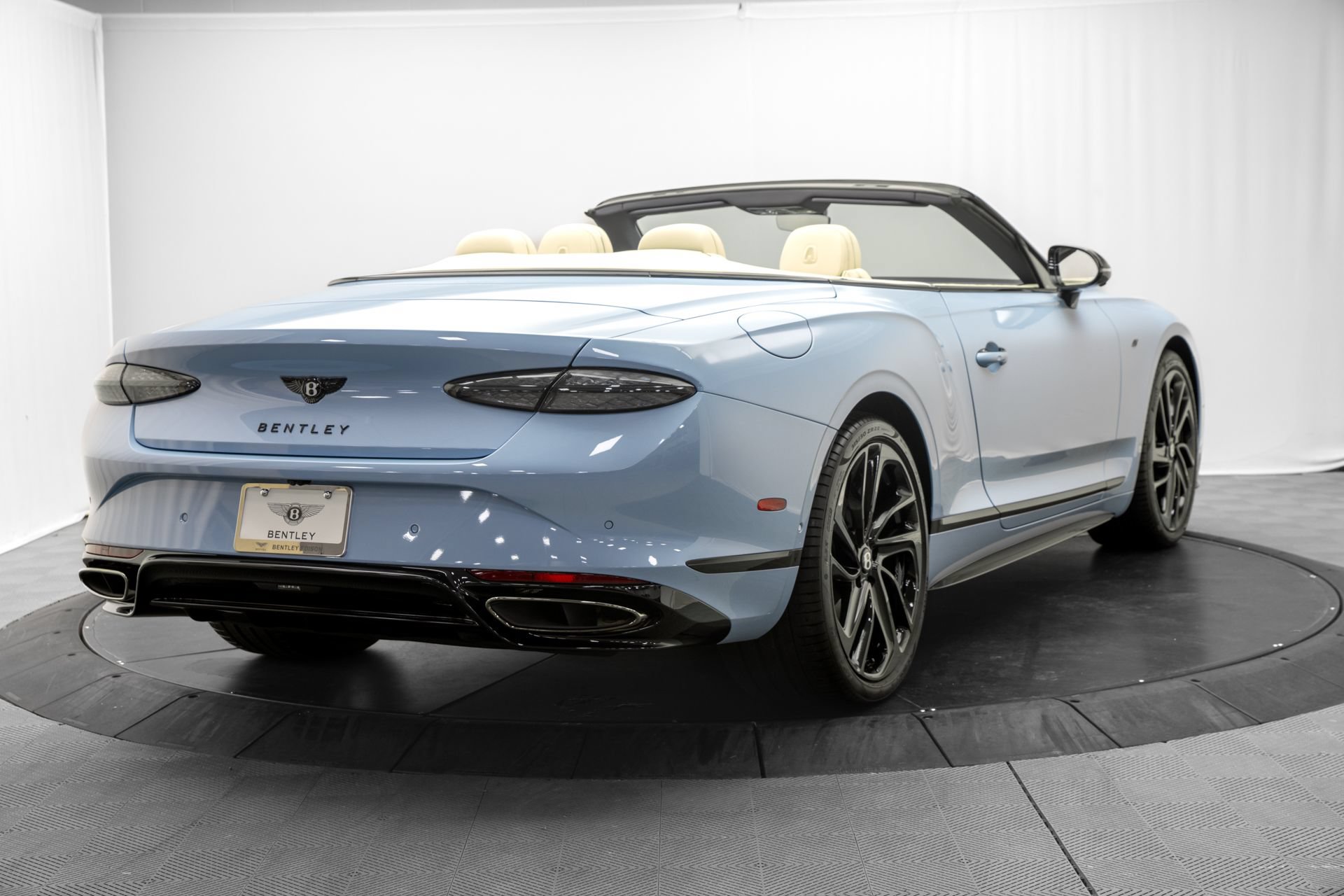 New 2026 Bentley Continental GT AWD/4WD image 7