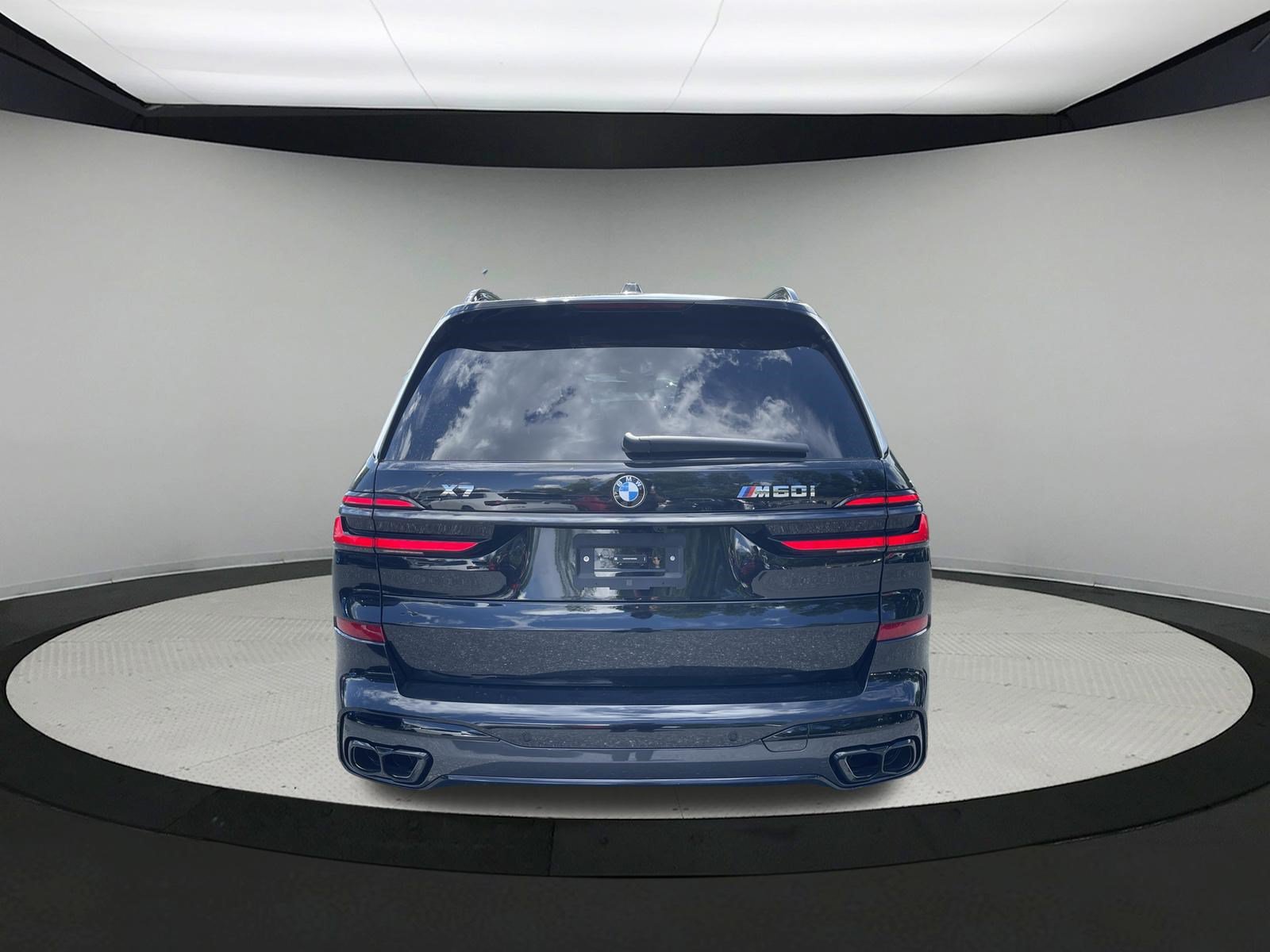 New 2027 BMW X7 M60i AWD/4WD image 6