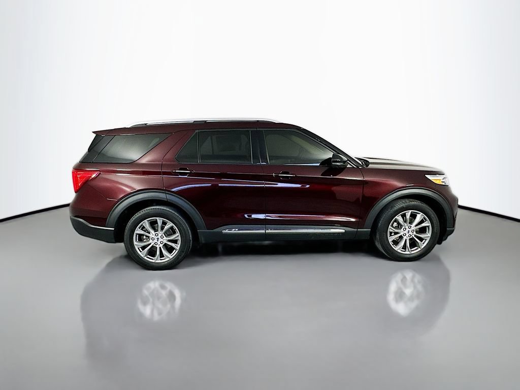 Used 2022 Ford Explorer Limited w/ Equipment Group 301A AWD/4WD image 8