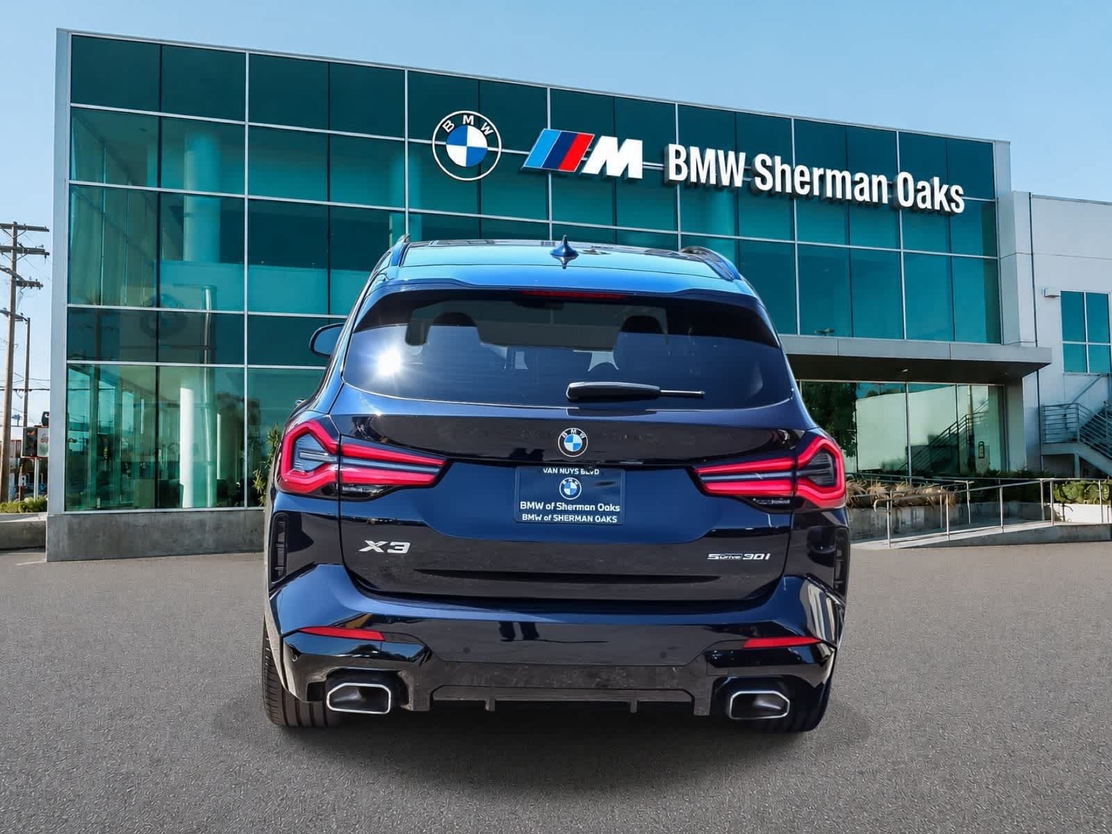 Used 2022 BMW X3 sDrive30i w/ M Sport Package 2 RWD image 5