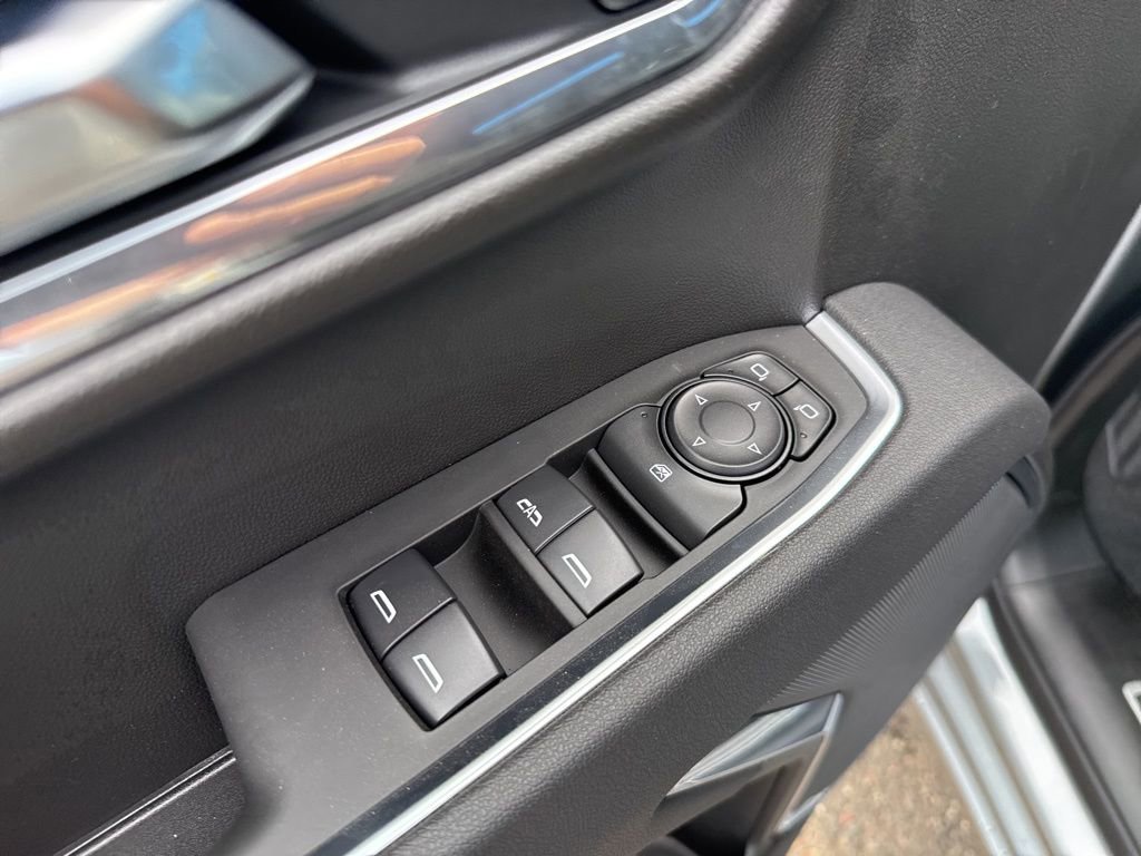 New 2025 Chevrolet Silverado 1500 LT w/ Convenience Package II image 13
