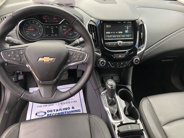 Used 2018 Chevrolet Cruze Premier FWD image 8