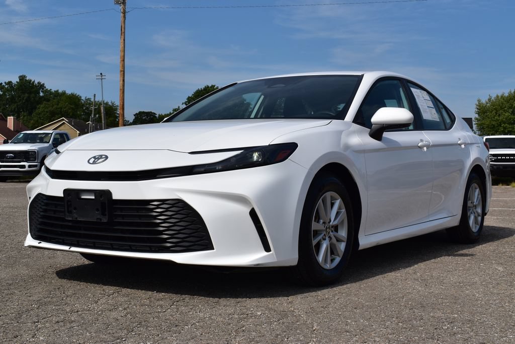 Used 2025 Toyota Camry LE