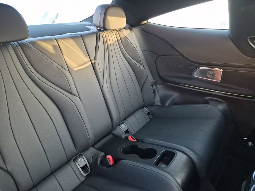 Used 2024 Mercedes-Benz CLE 300 4MATIC Coupe image 29