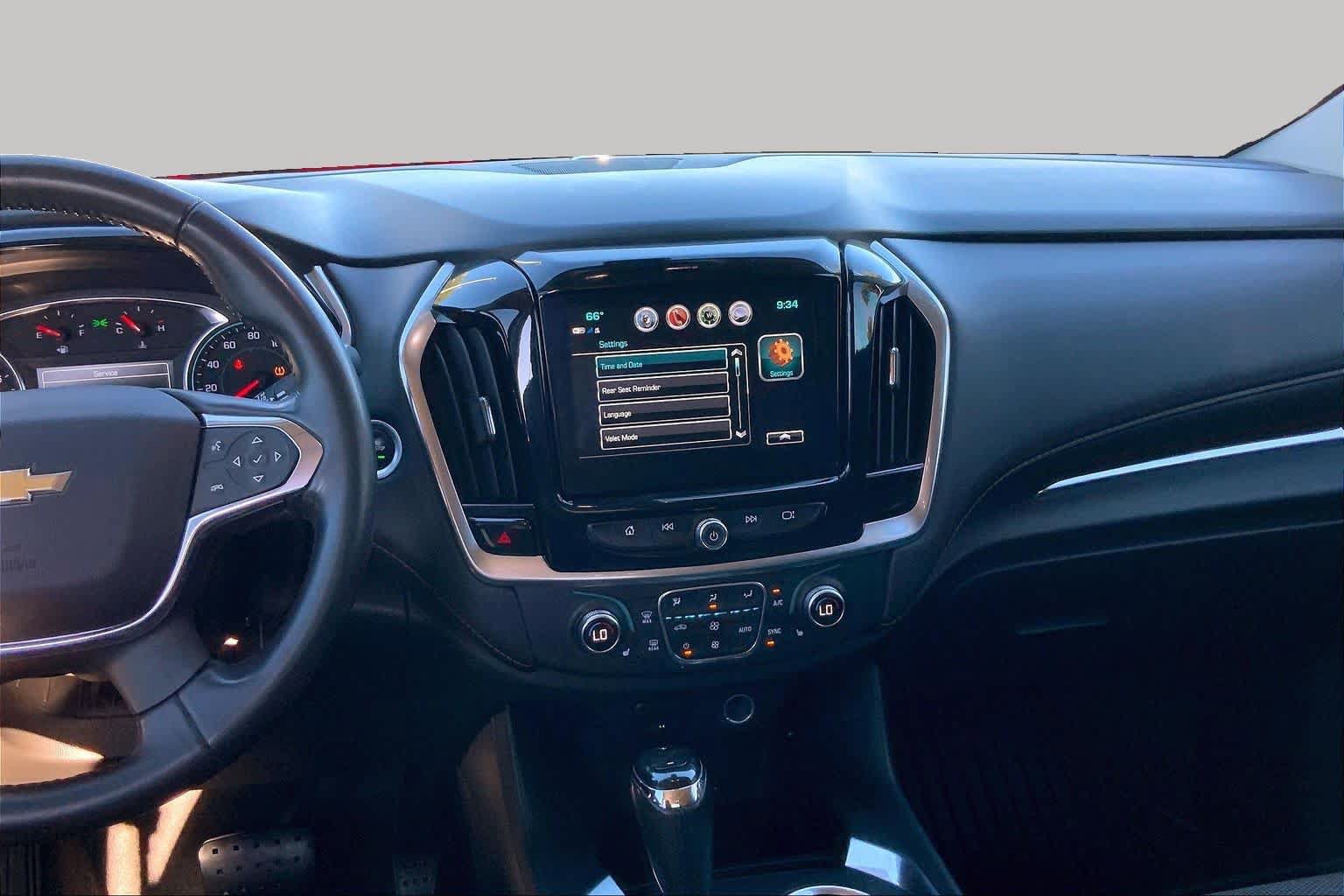 Used 2019 Chevrolet Traverse LT FWD image 7