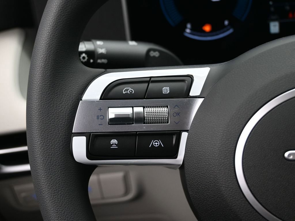 New 2026 Hyundai Tucson SEL image 13