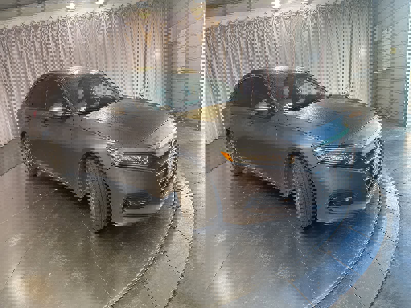 Used 2018 Honda Accord EX-L image 2