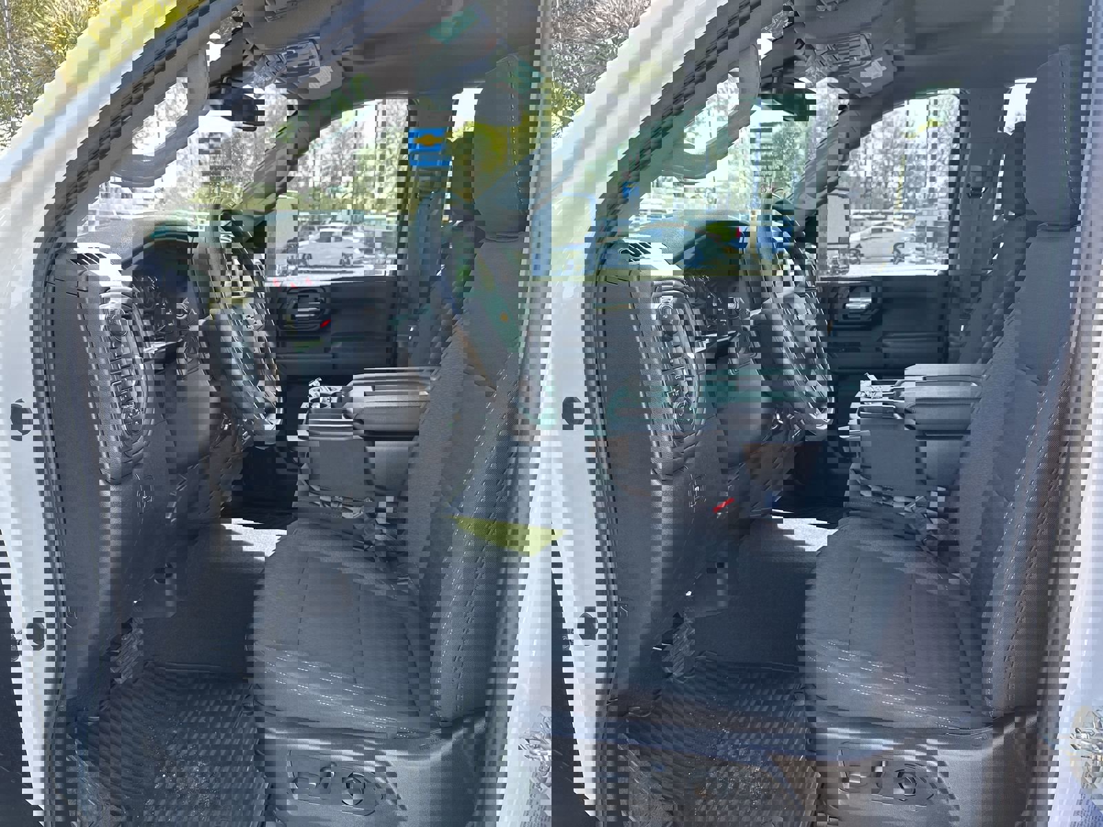 Used 2024 Chevrolet Silverado 2500 Custom w/ Custom Convenience Package image 16