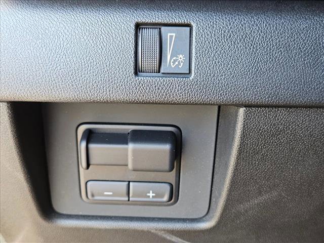 Used 2025 Chevrolet Colorado W/T w/ Advanced Trailering Package image 11