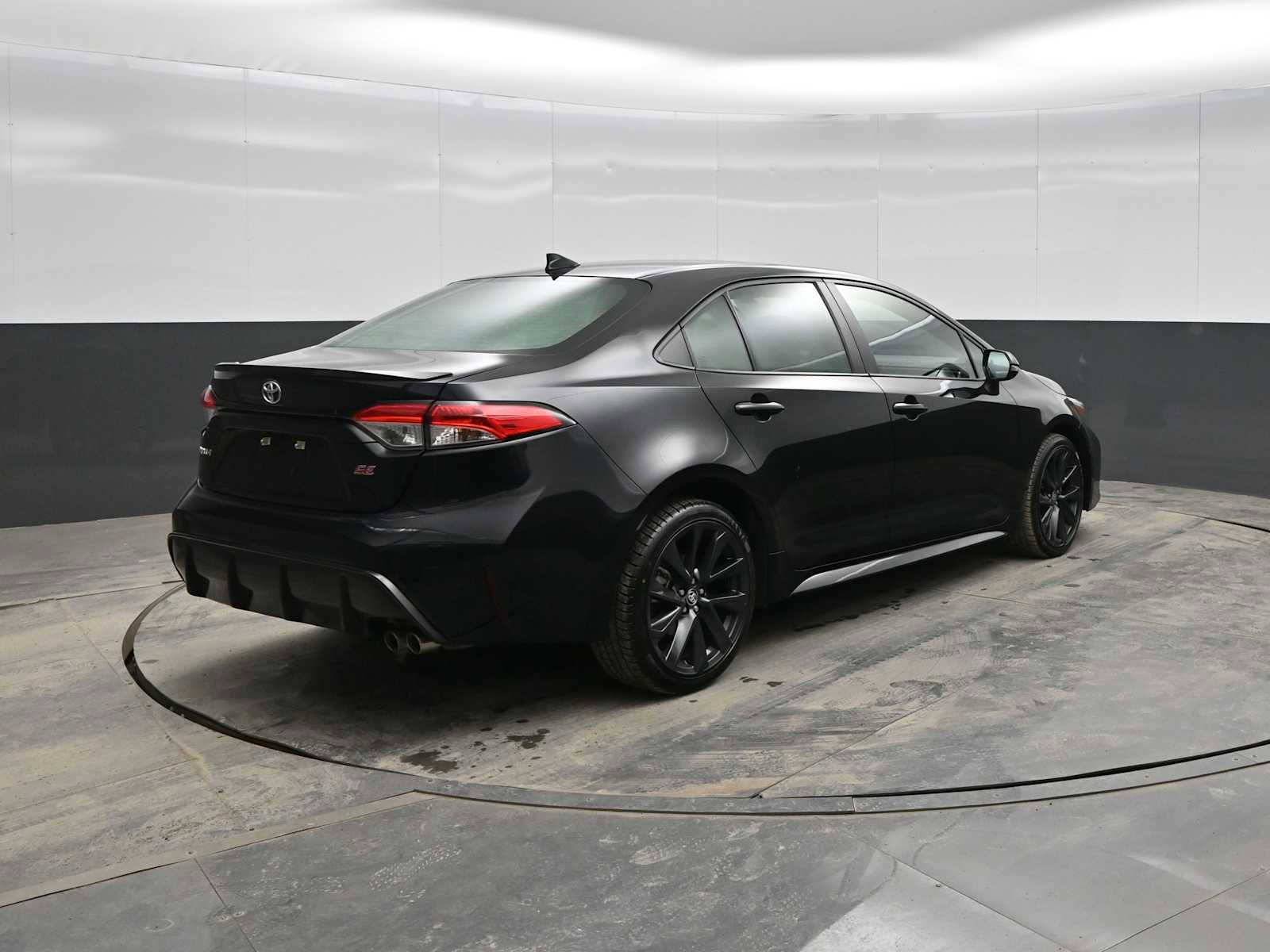 Used 2024 Toyota Corolla SE image 7