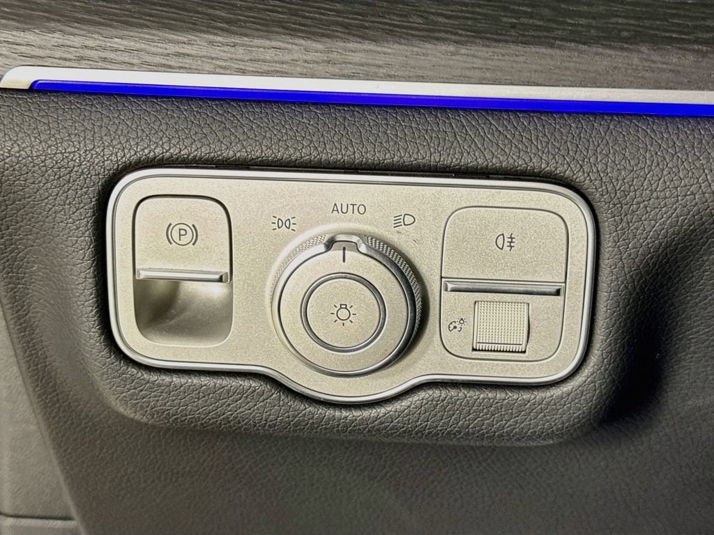 Used 2024 Mercedes-Benz GLE 350 4MATIC image 14