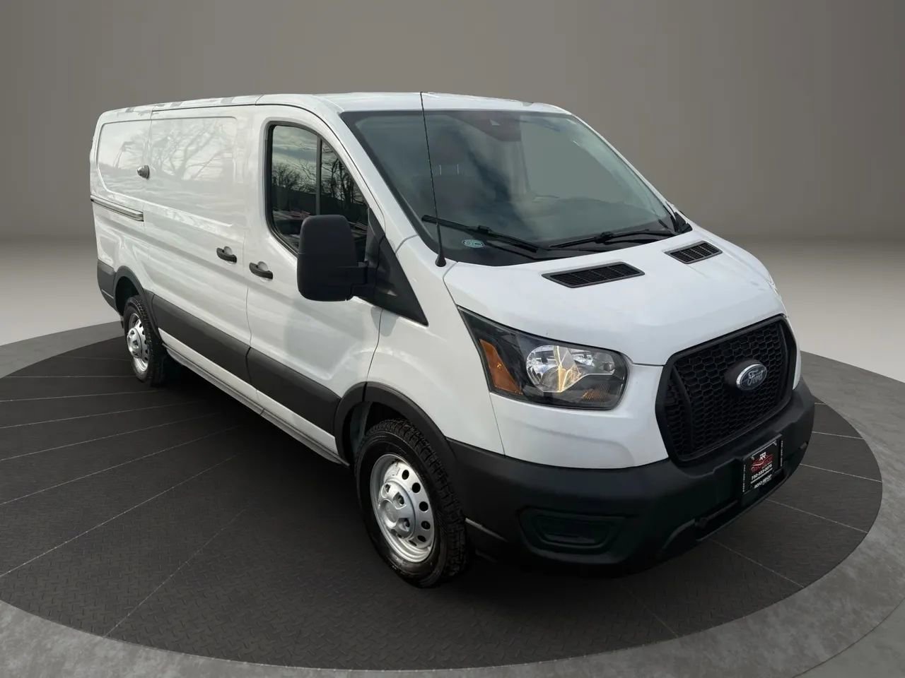 Used 2022 Ford Transit 250 Low Roof image 5