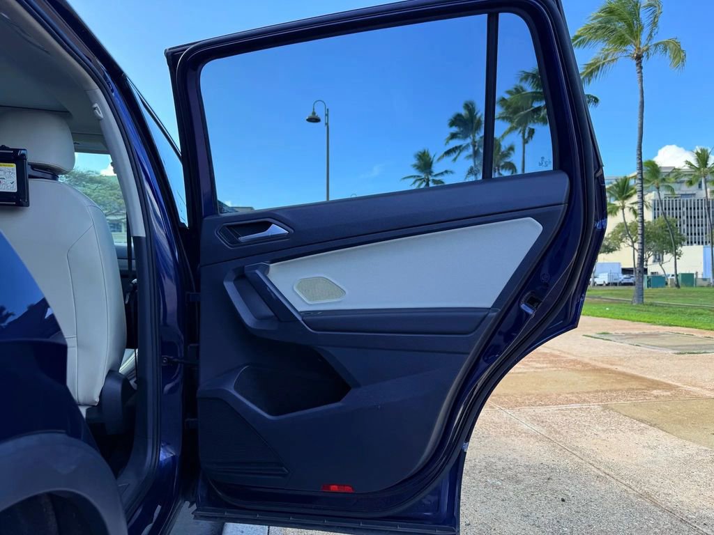 Used 2021 Volkswagen Tiguan SEL image 19