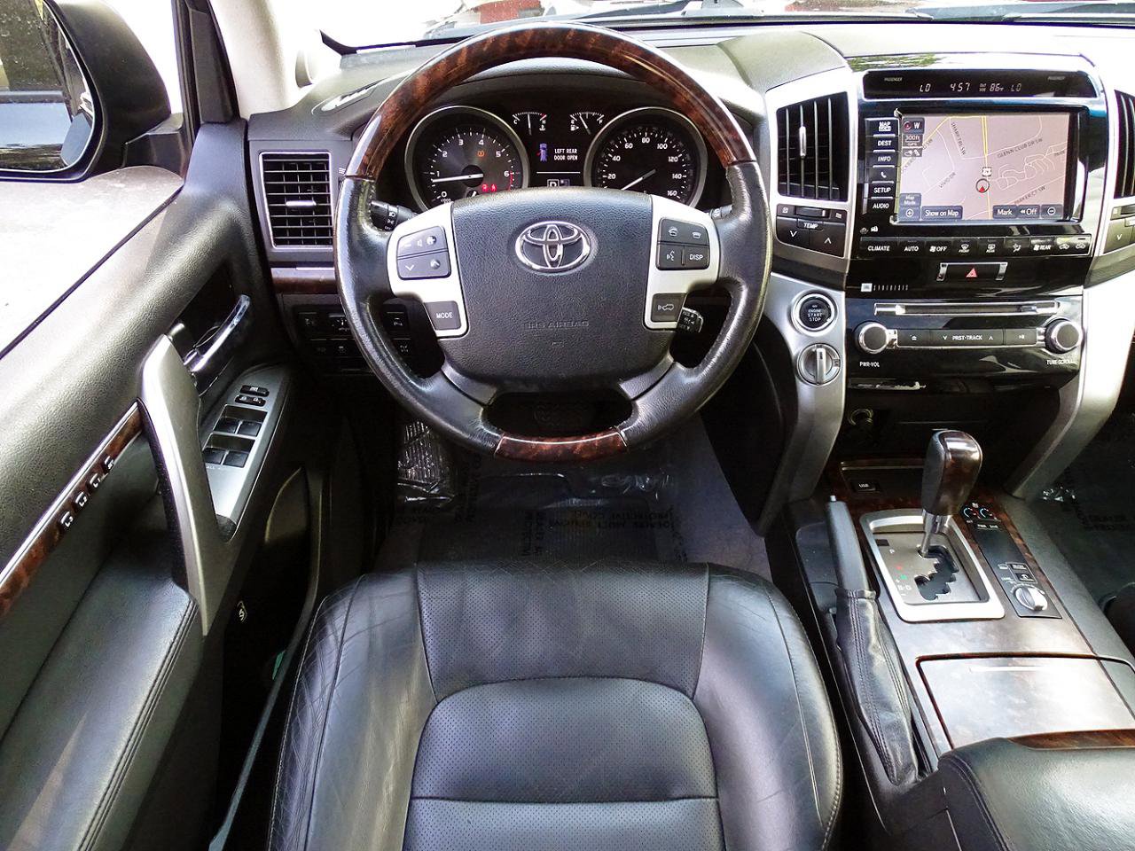 Used 2015 Toyota Land Cruiser AWD/4WD image 32