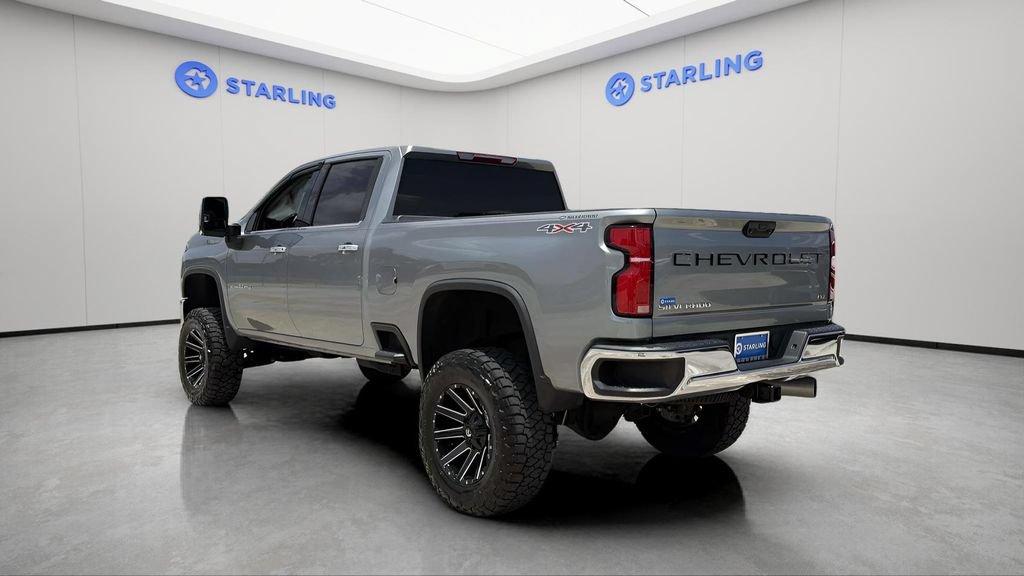 Used 2024 Chevrolet Silverado 2500 LTZ AWD/4WD image 5