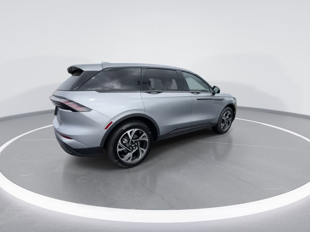 New 2026 Lincoln Nautilus Premier w/ Jet Appearance Package AWD/4WD image 8