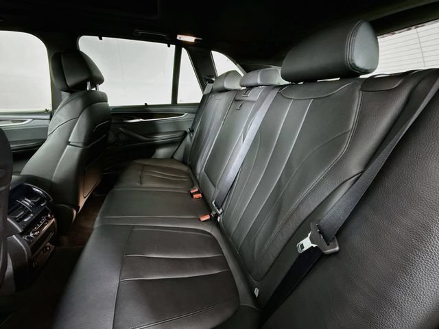 Used 2015 BMW X5 xDrive50i AWD/4WD image 25