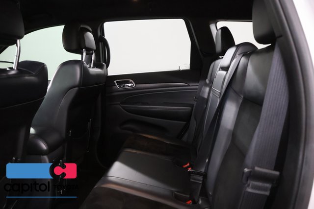 Used 2017 Jeep Grand Cherokee Altitude AWD/4WD image 32