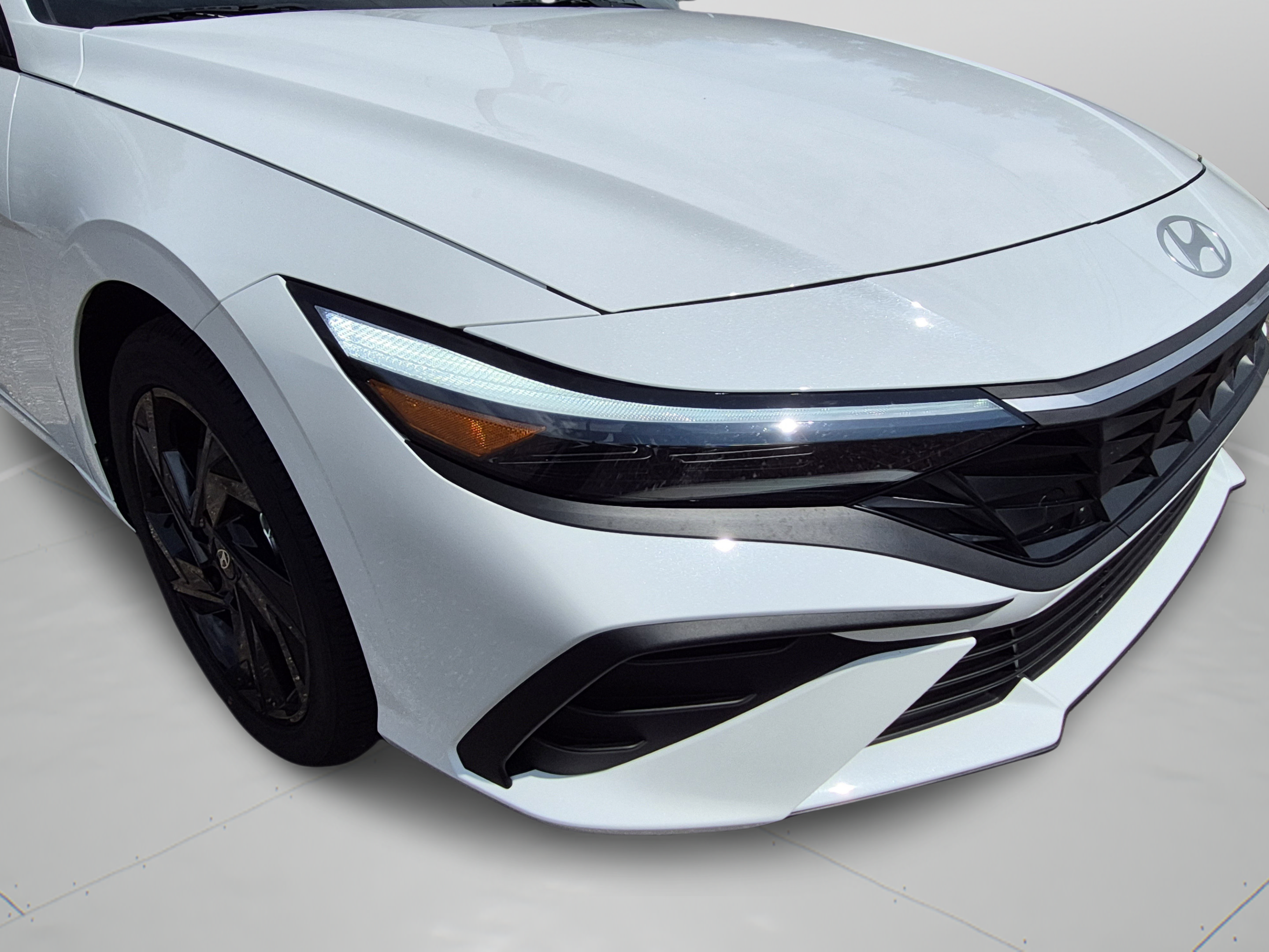 New 2026 Hyundai Elantra SEL Sport FWD image 33