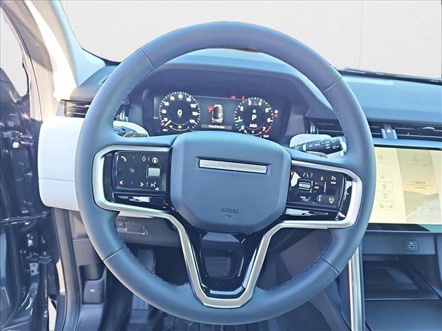 New 2025 Land Rover Discovery Sport S image 18