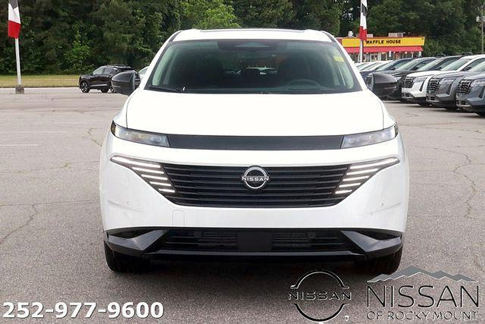 New 2026 Nissan Murano Platinum w/ Cargo Package AWD/4WD image 2