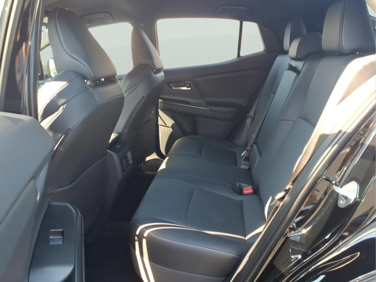 New 2026 Subaru Uncharted AWD image 7