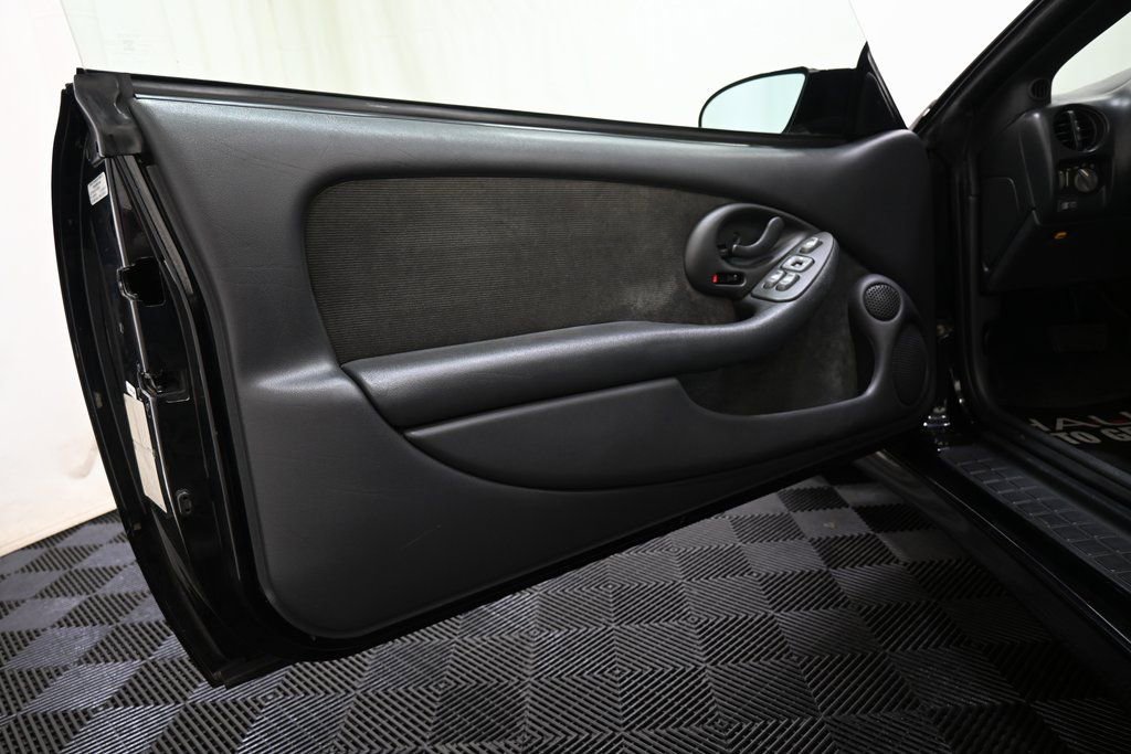 Used 1994 Pontiac Firebird Trans Am image 16