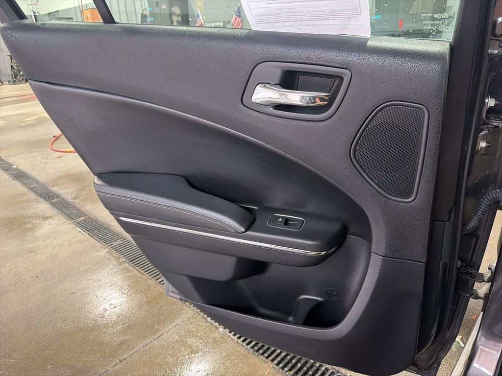 Used 2014 Dodge Charger SXT Plus RWD image 22