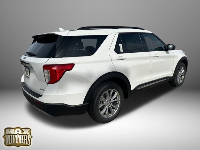 New 2024 Ford Explorer XLT w/ Equipment Group 202A image 11