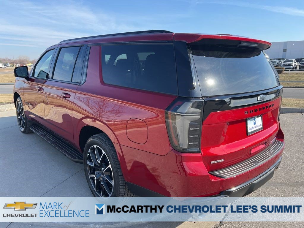 New 2026 Chevrolet Suburban RST AWD/4WD image 7