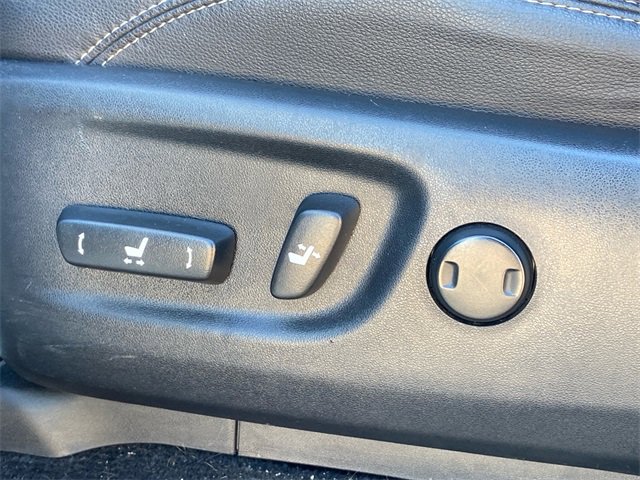 Used 2016 Toyota 4Runner SR5 image 19