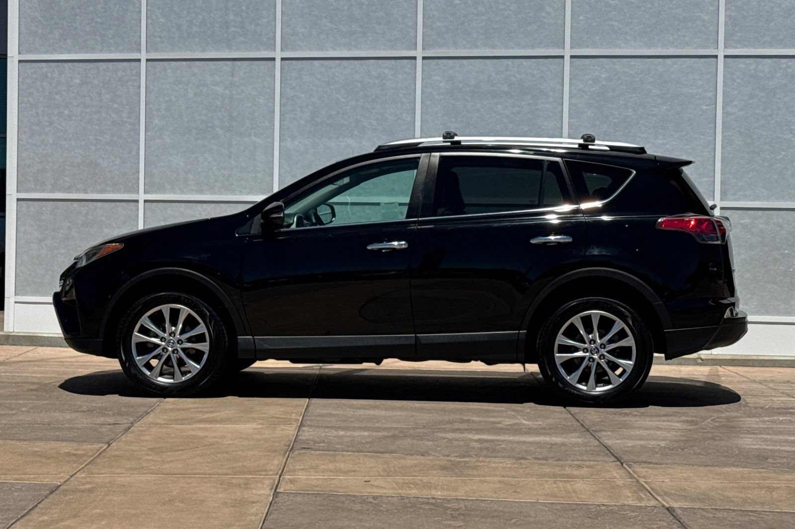 Certified 2017 Toyota RAV4 Limited w/ Advanced Technology Package AWD/4WD image 8