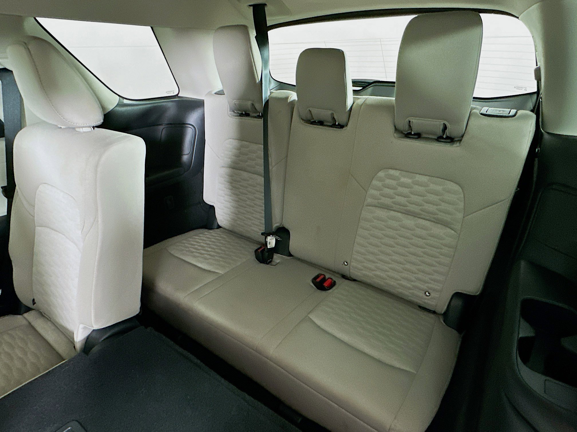 Used 2024 Nissan Pathfinder SV image 28