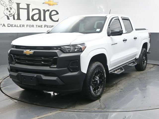 Used 2024 Chevrolet Colorado W/T w/ Safety Package image 33