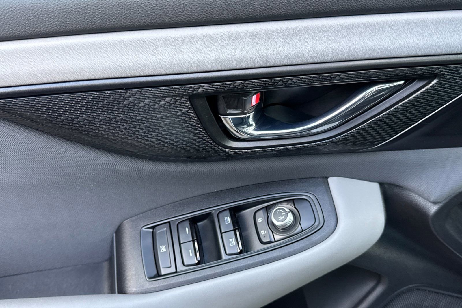 Certified 2025 Subaru Outback Premium image 13