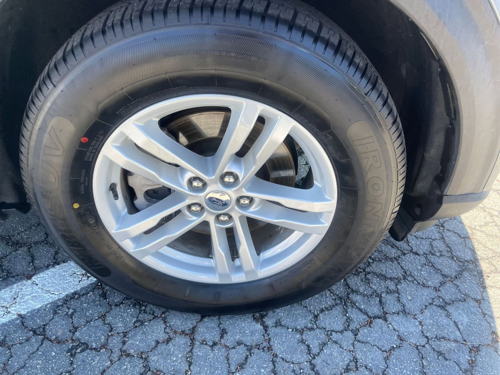 Used 2024 Ford Explorer XLT w/ Equipment Group 202A image 33