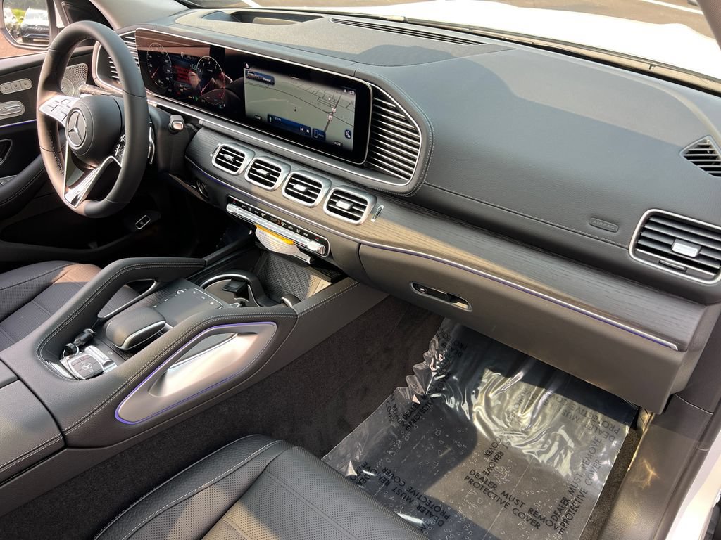 New 2026 Mercedes-Benz GLS 450 4MATIC image 30