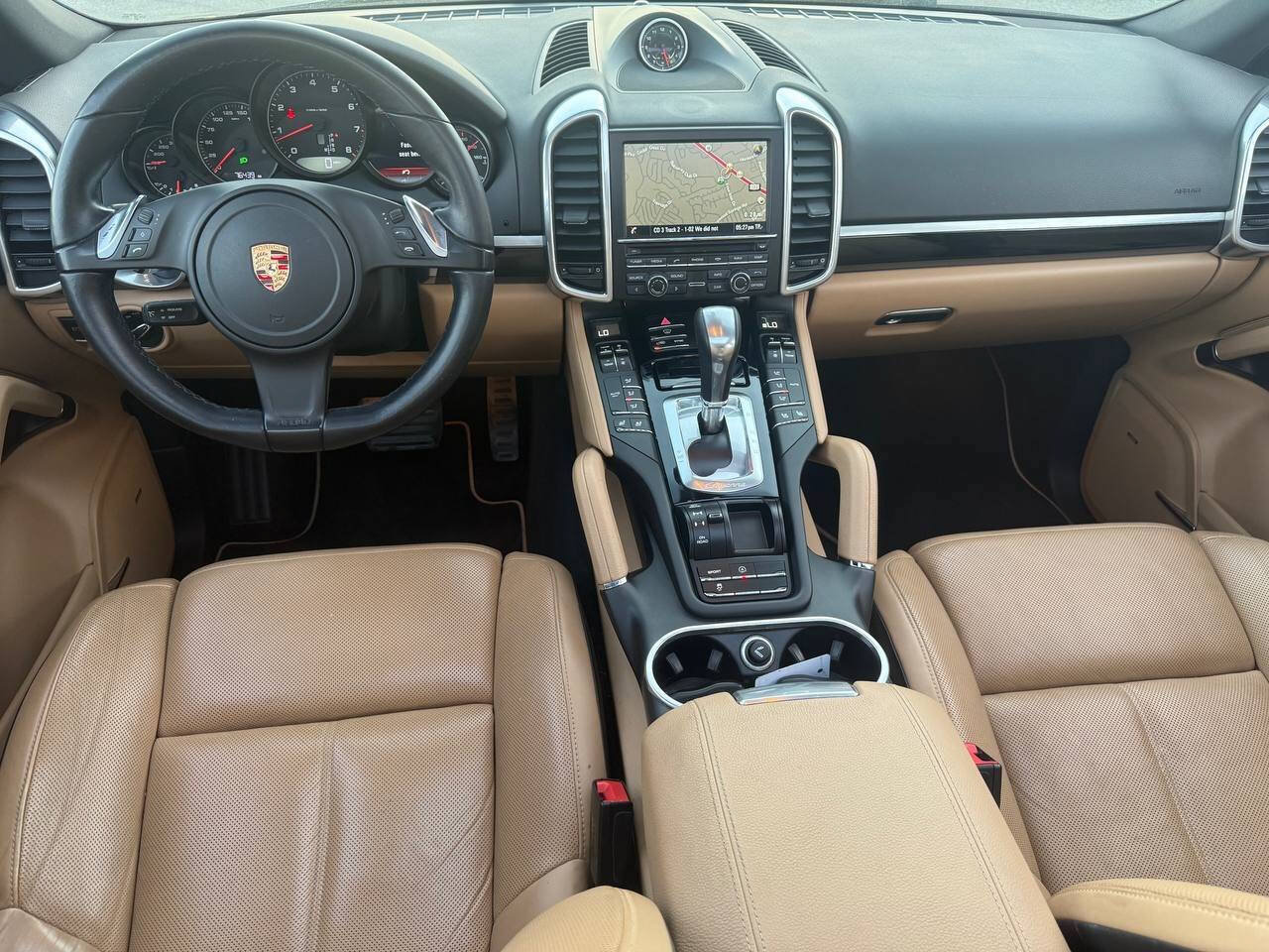 Used 2014 Porsche Cayenne Platinum Edition AWD/4WD image 15