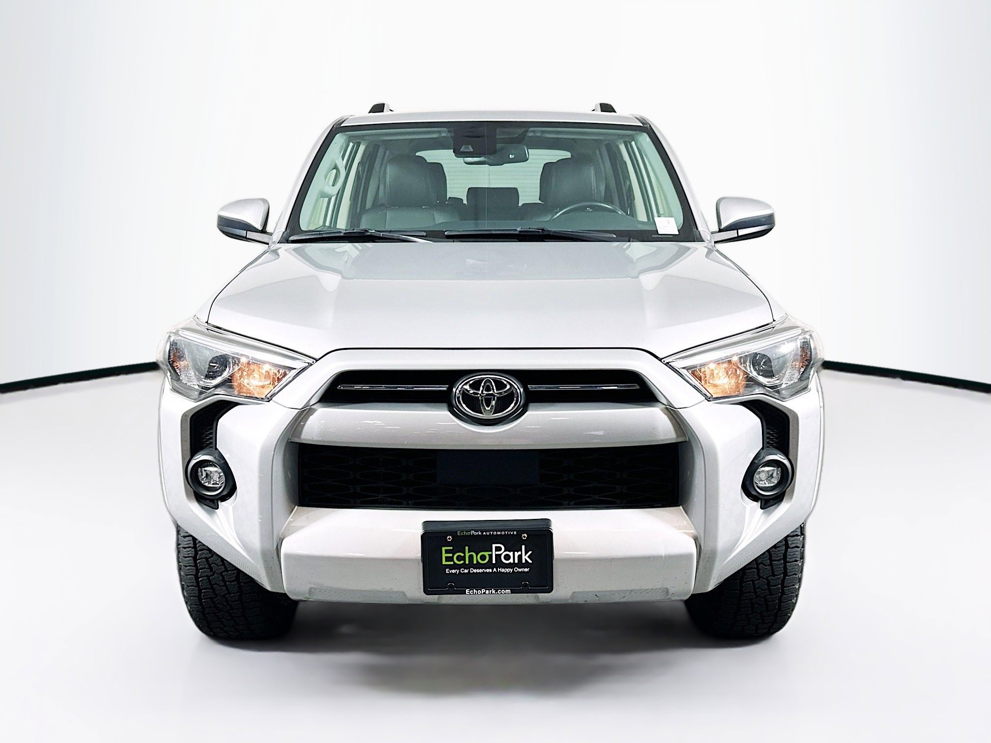 Used 2021 Toyota 4Runner SR5 AWD/4WD image 2