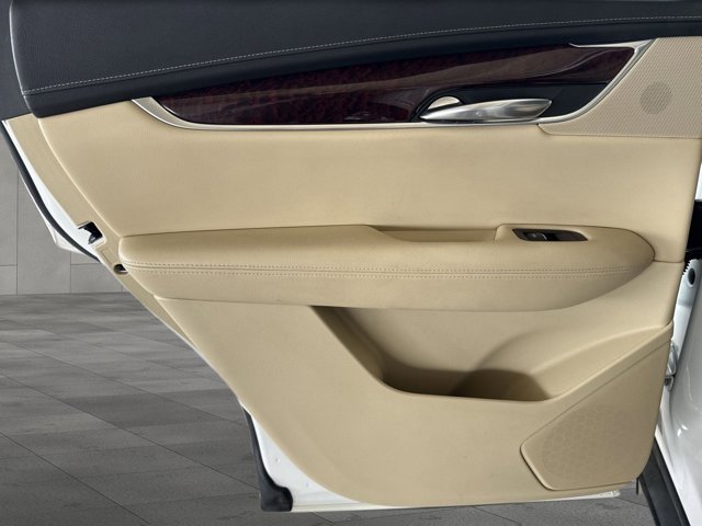 Used 2019 Cadillac XT5 Premium Luxury AWD/4WD image 24