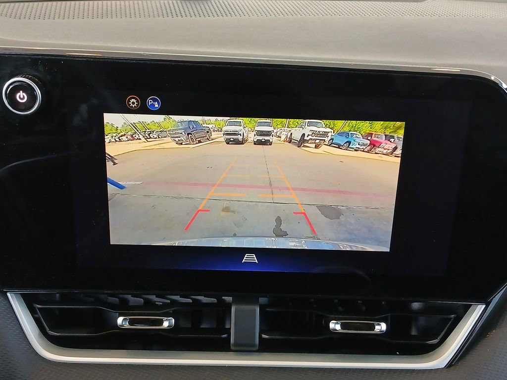 Used 2026 Chevrolet Equinox LT AWD/4WD image 15