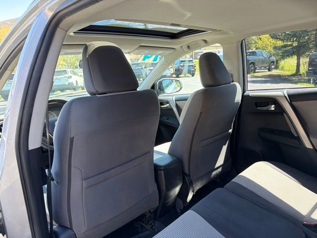 Used 2014 Toyota RAV4 XLE AWD/4WD image 24
