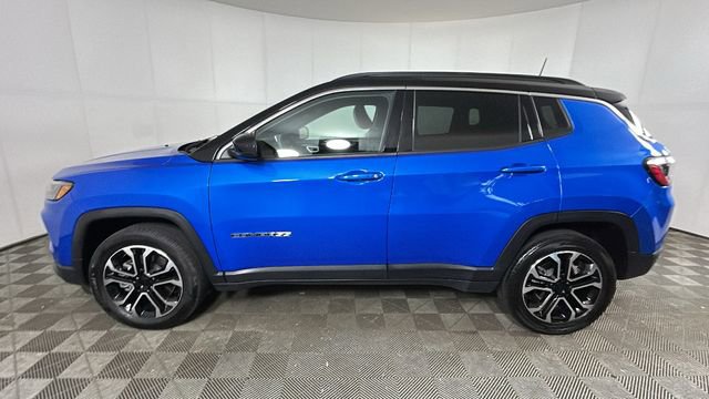 Used 2024 Jeep Compass Limited AWD/4WD image 6