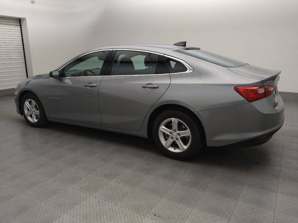 Used 2024 Chevrolet Malibu LS FWD image 2