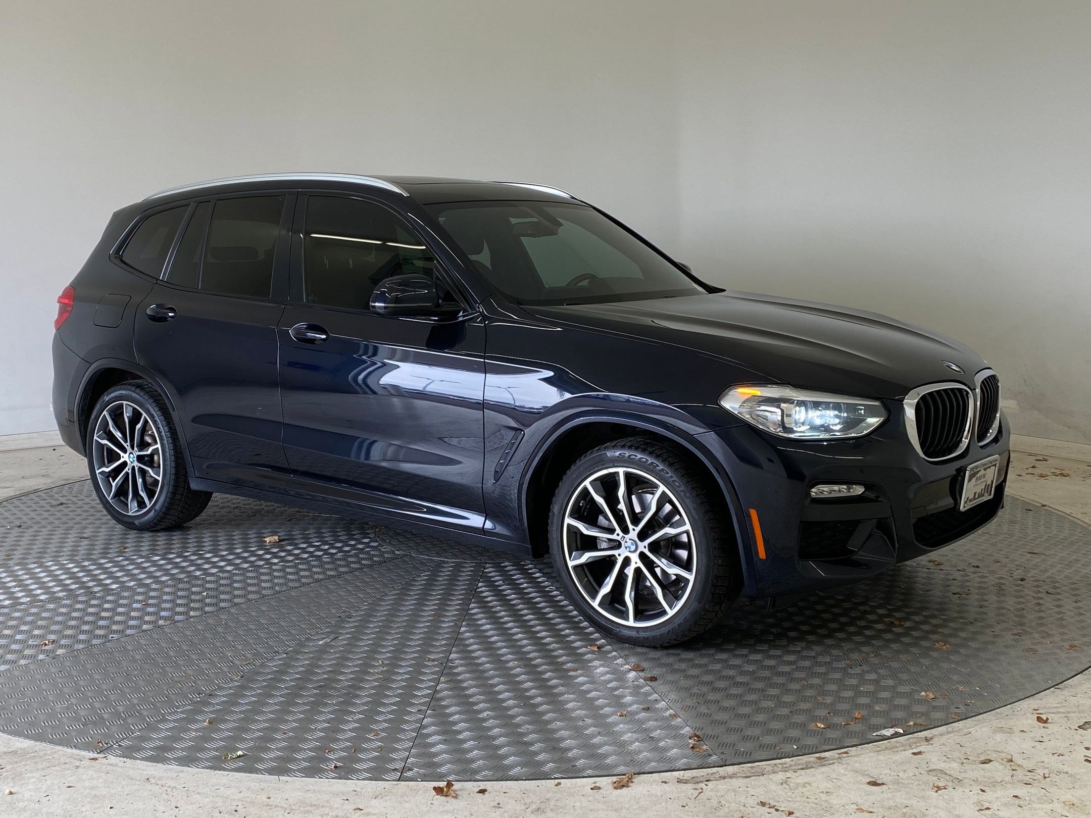 Used 2018 BMW X3 xDrive30i w/ M Sport Package image 6