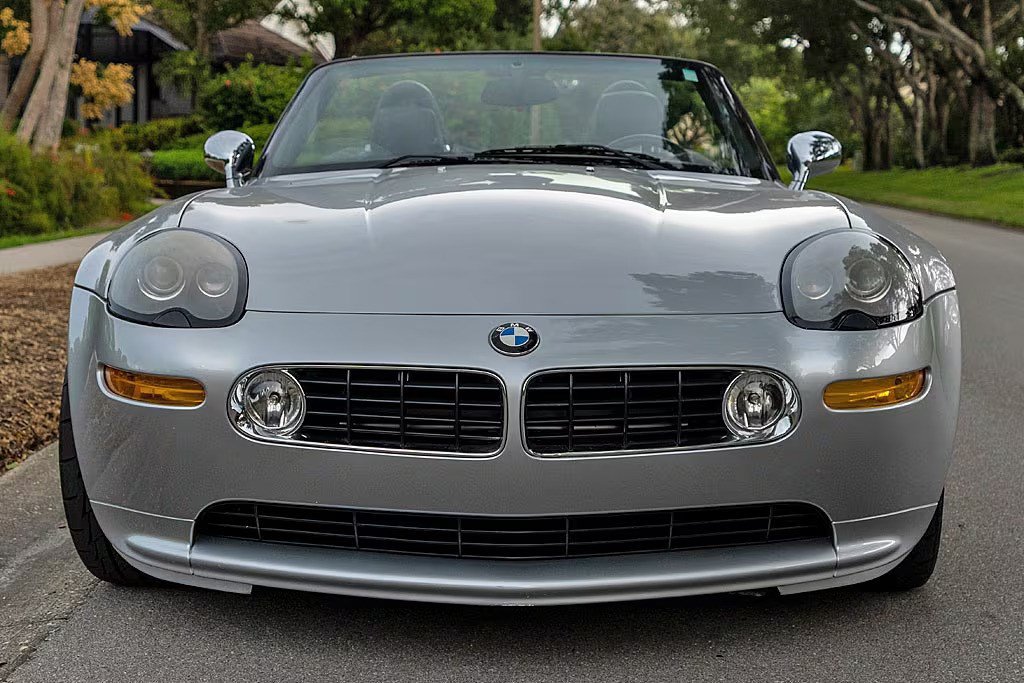 Used 2003 BMW Z8 RWD image 1