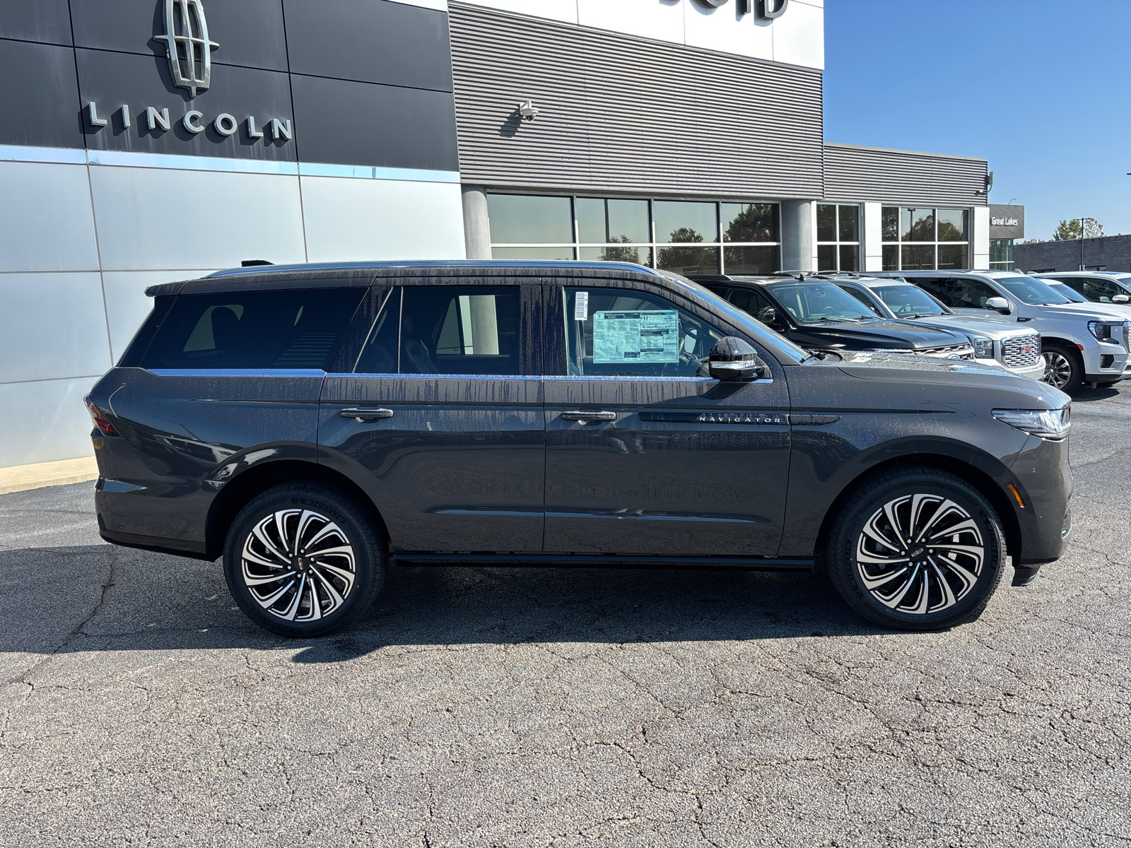 New 2025 Lincoln Navigator Black Label image 8