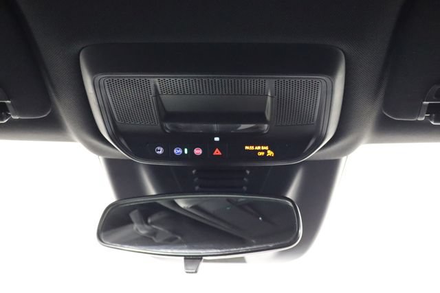 Used 2025 Chevrolet Equinox EV LT FWD image 24