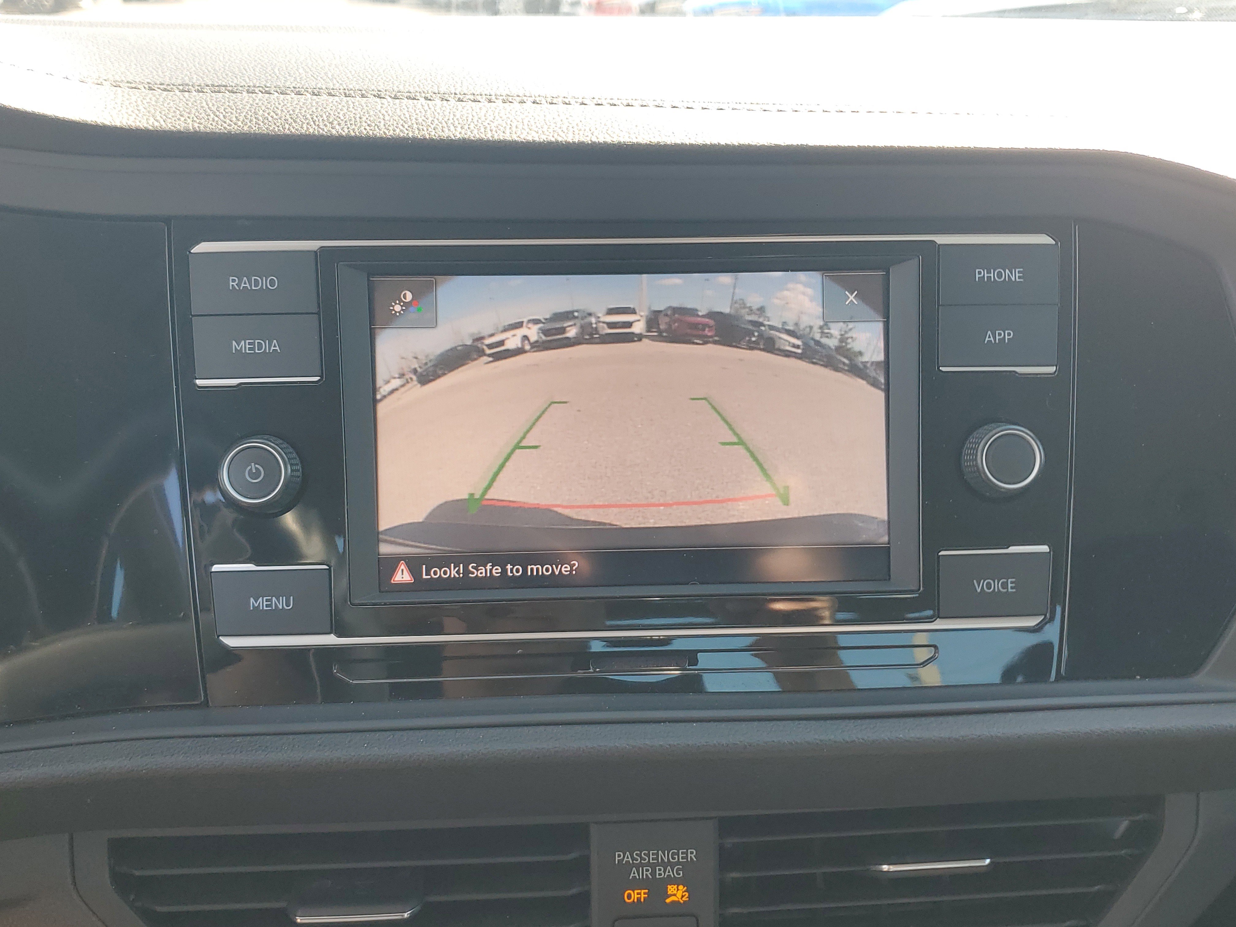 Used 2024 Volkswagen Jetta SE image 26