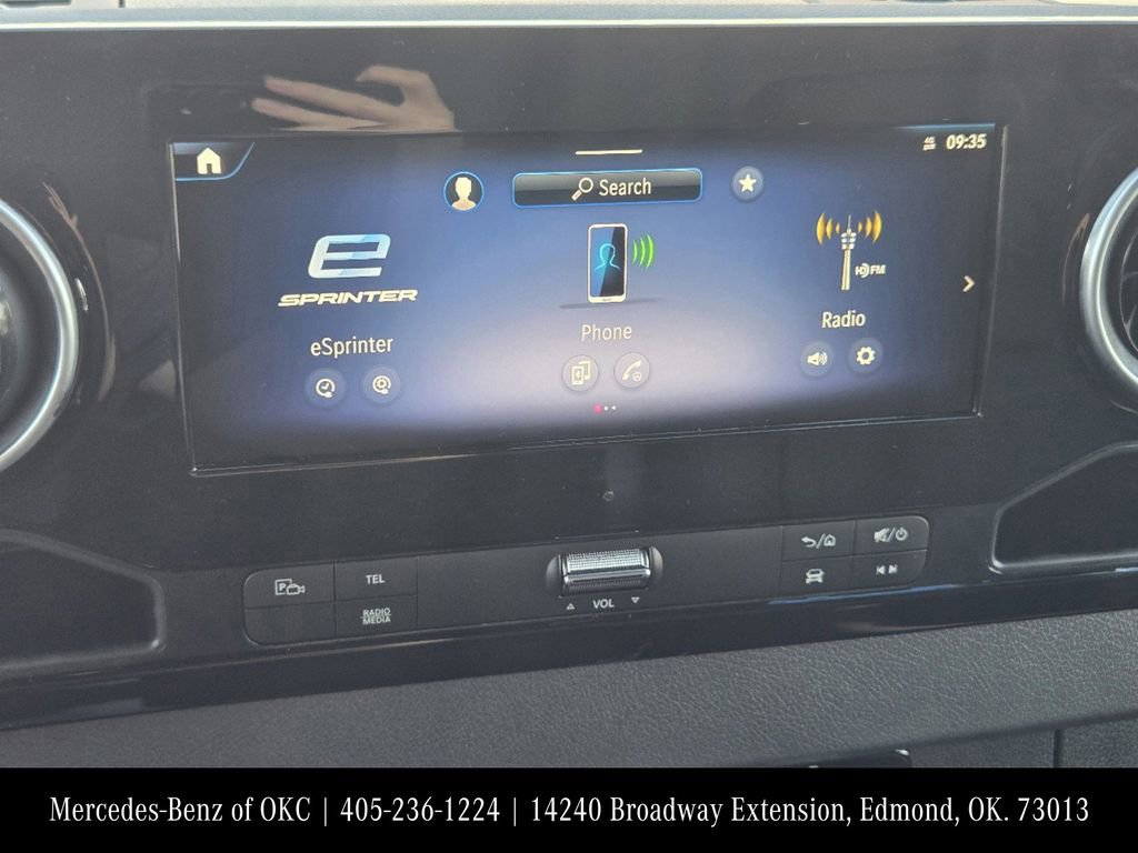 Used 2024 Mercedes-Benz eSprinter 170 Cargo image 17